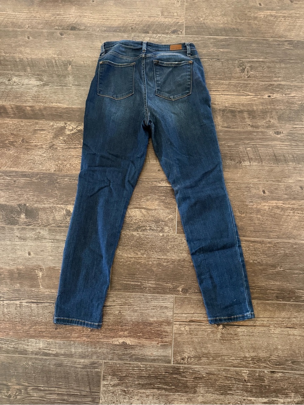 Judy Blue Dark Wash Skinny Jeans - Picture 2 of 4